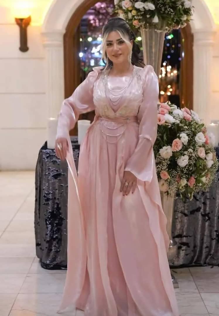 آموزشگاه خیاطی ژاکا در کامیاران